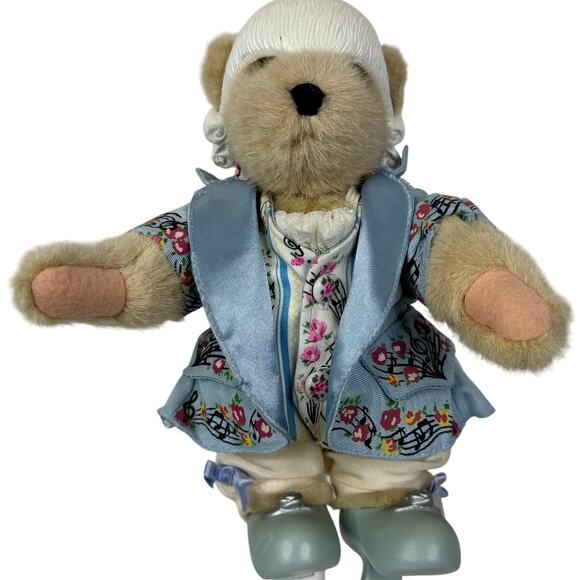 Muffy VanderBear The Mozart Collection One Minuet More More Bach Concert Outfit - Picture 1 of 11